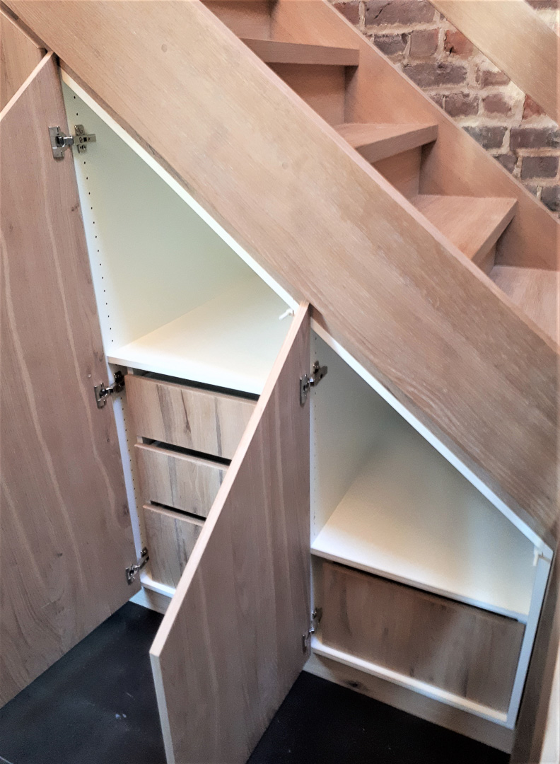 WoodCreation Meuble sur mesure Dressing et Placard Porte et escalier Hall d'entrée