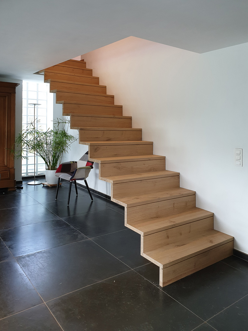 WoodCreation Meuble sur mesure Porte et escalier Hall d'entrée