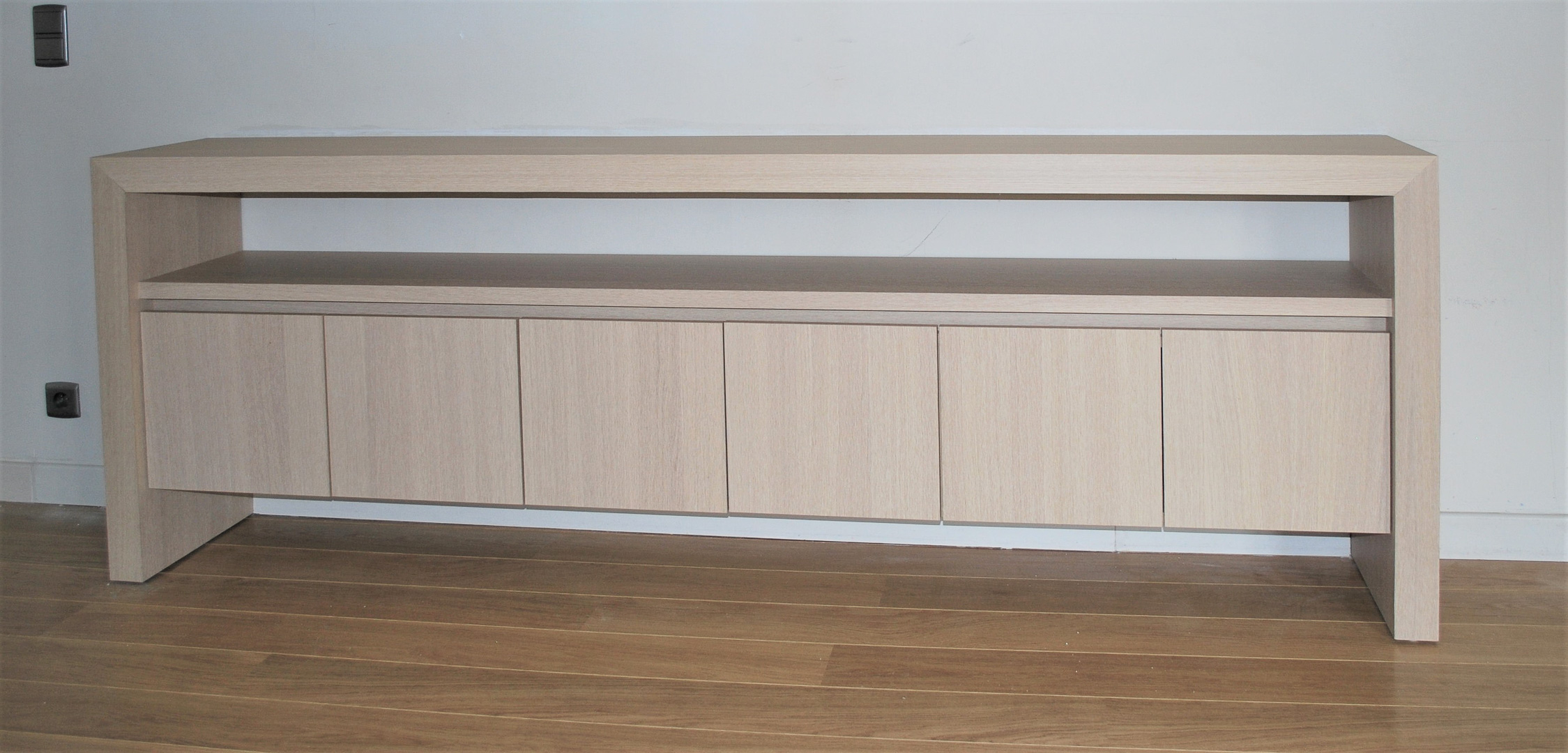 WoodCreation Meuble sur mesure Meuble bas Salon et salle à manger