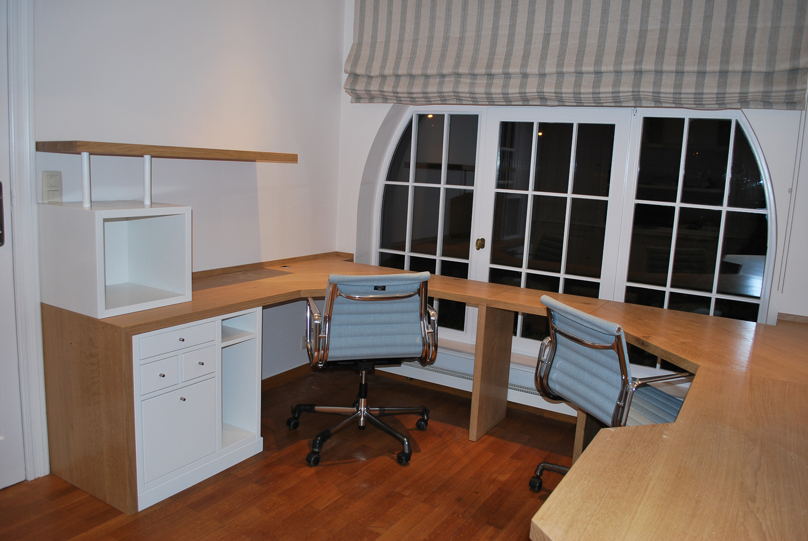 WoodCreation Meuble sur mesure Aménagement professionnel Bureau