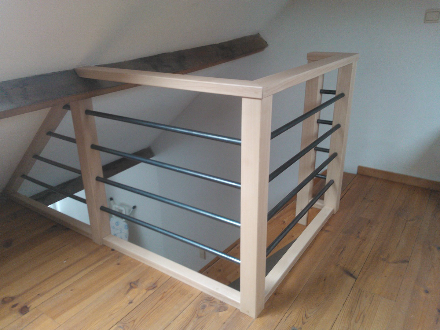 WoodCreation Meuble sur mesure Porte et escalier