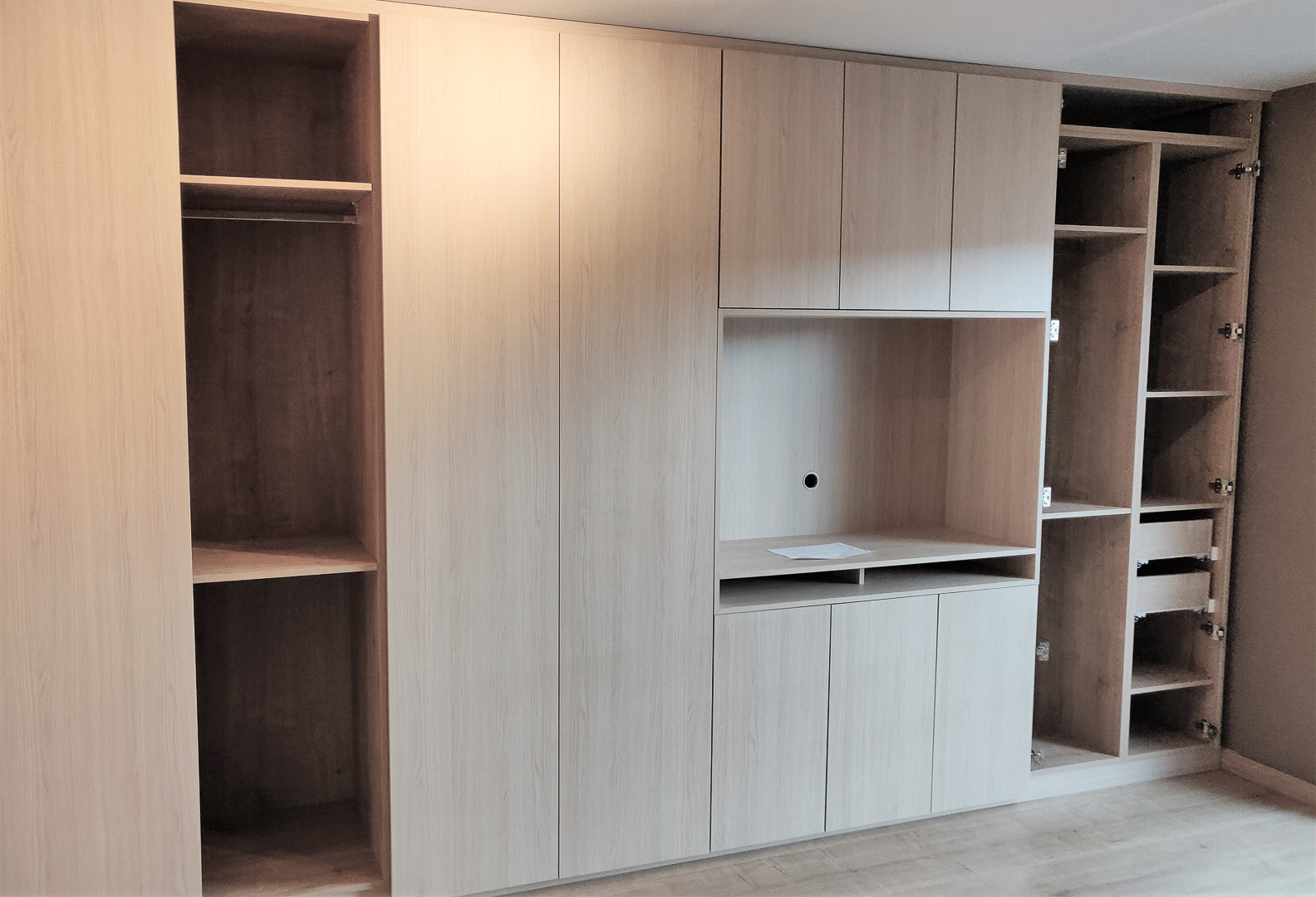 WoodCreation Meuble sur mesure Dressing et Placard Chambre