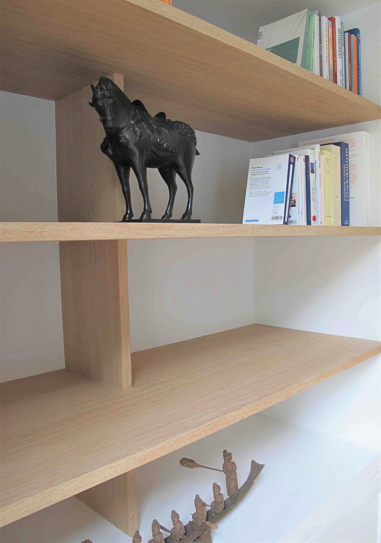 WoodCreation Meuble sur mesure Bibliothèque Porte et escalier Hall d'entrée